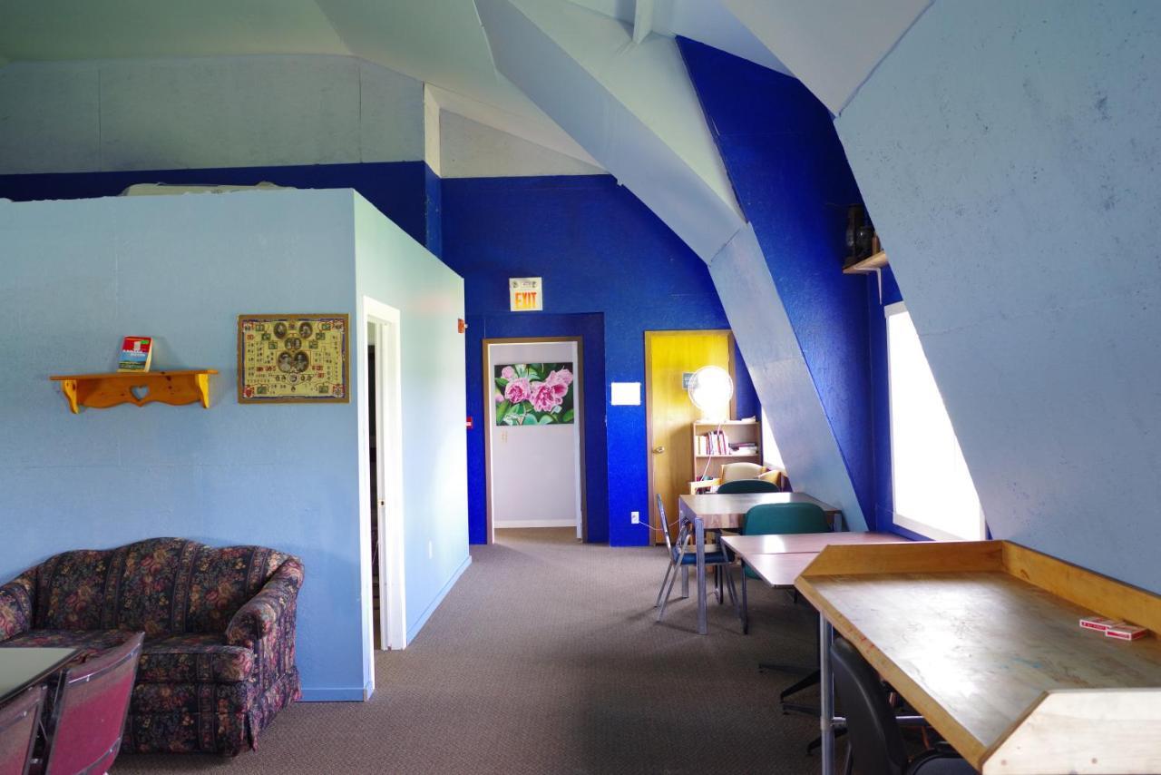 Brackley Beach Hostel Ngoại thất bức ảnh